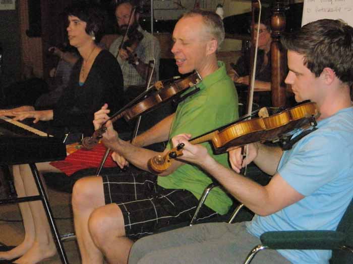 dancing_musicians_web